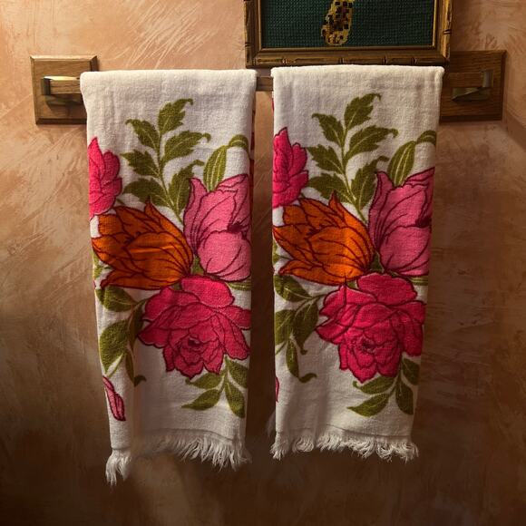 Vintage 60s Sun Glow Fuchsia Pink Orange Floral Bath Towel Set Pair Made in USA - Picture 13 of 13